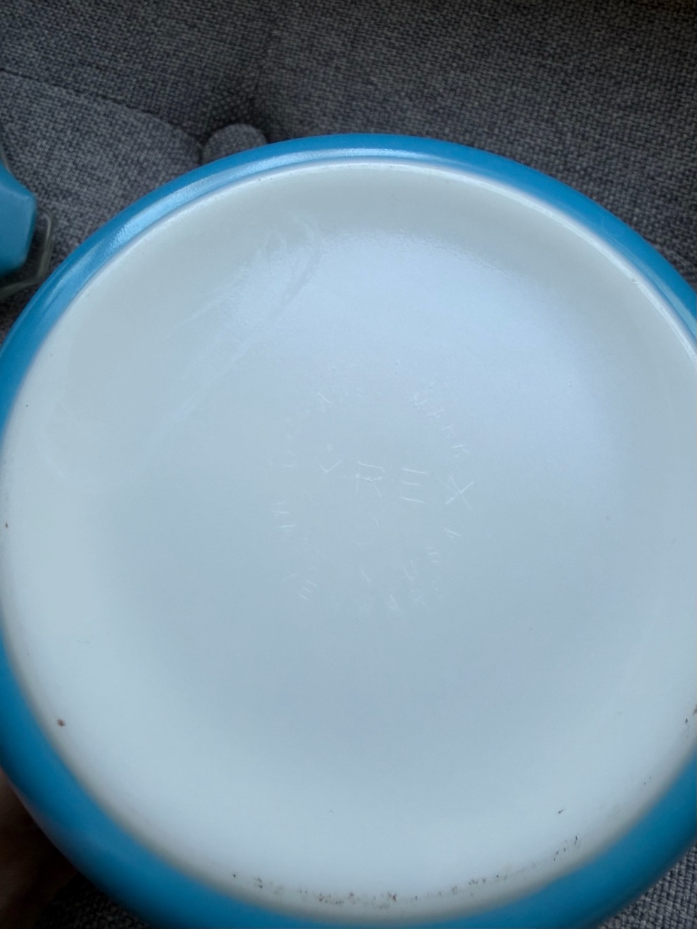 Pyrex Blue Snowflake garland 471, 473 Pattern Set with Glass Lids - Picture 8 of 12